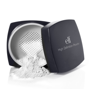 The microfine particles are designed to be used with high-definition camera technology or for everyday wear. Apply powder all over the face for a professional and youthful look of perfection.